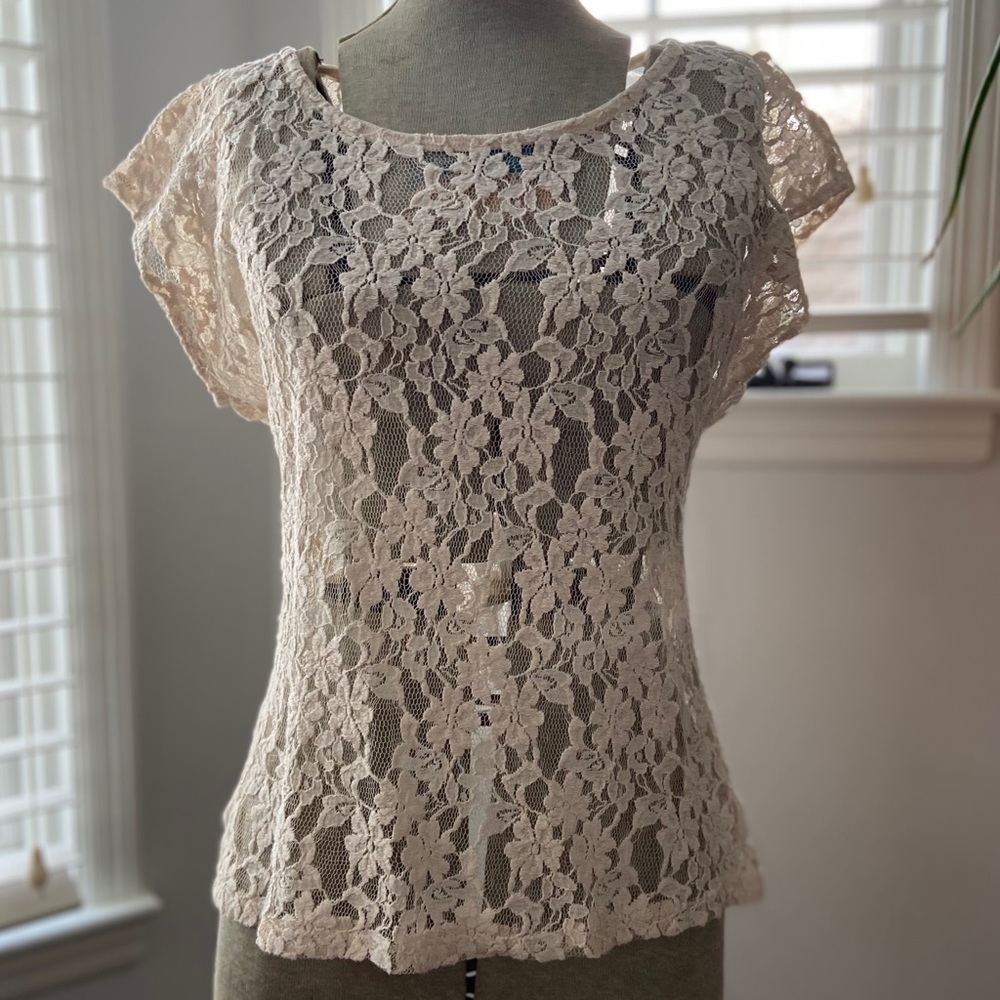 Gorgeous Issi Embroidered Sheer Dressy Tank M - Picture 2 of 12